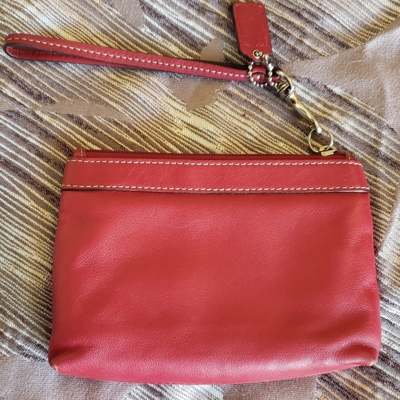 Coach Red Rasberry Wallet Wristlet Clutch 6x4 Zip Pouch Bag Geniue Leather EUC - Picture 4 of 5